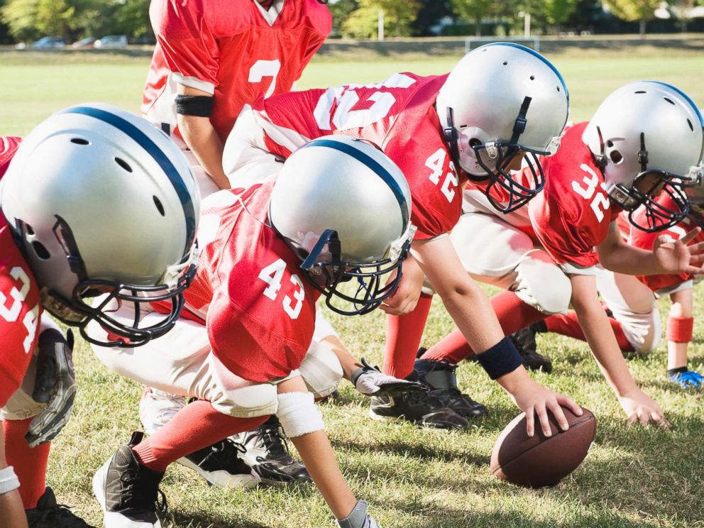 youth-american-football-gty-jpo-02-171016_4x3_992